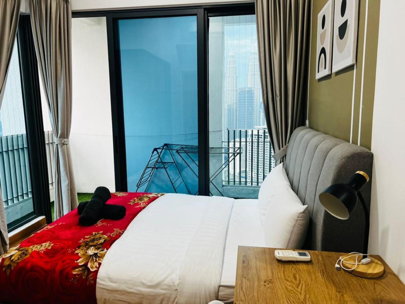 The Luxe Suites Infinitum Klcc Kuala Lumpur Exterior foto