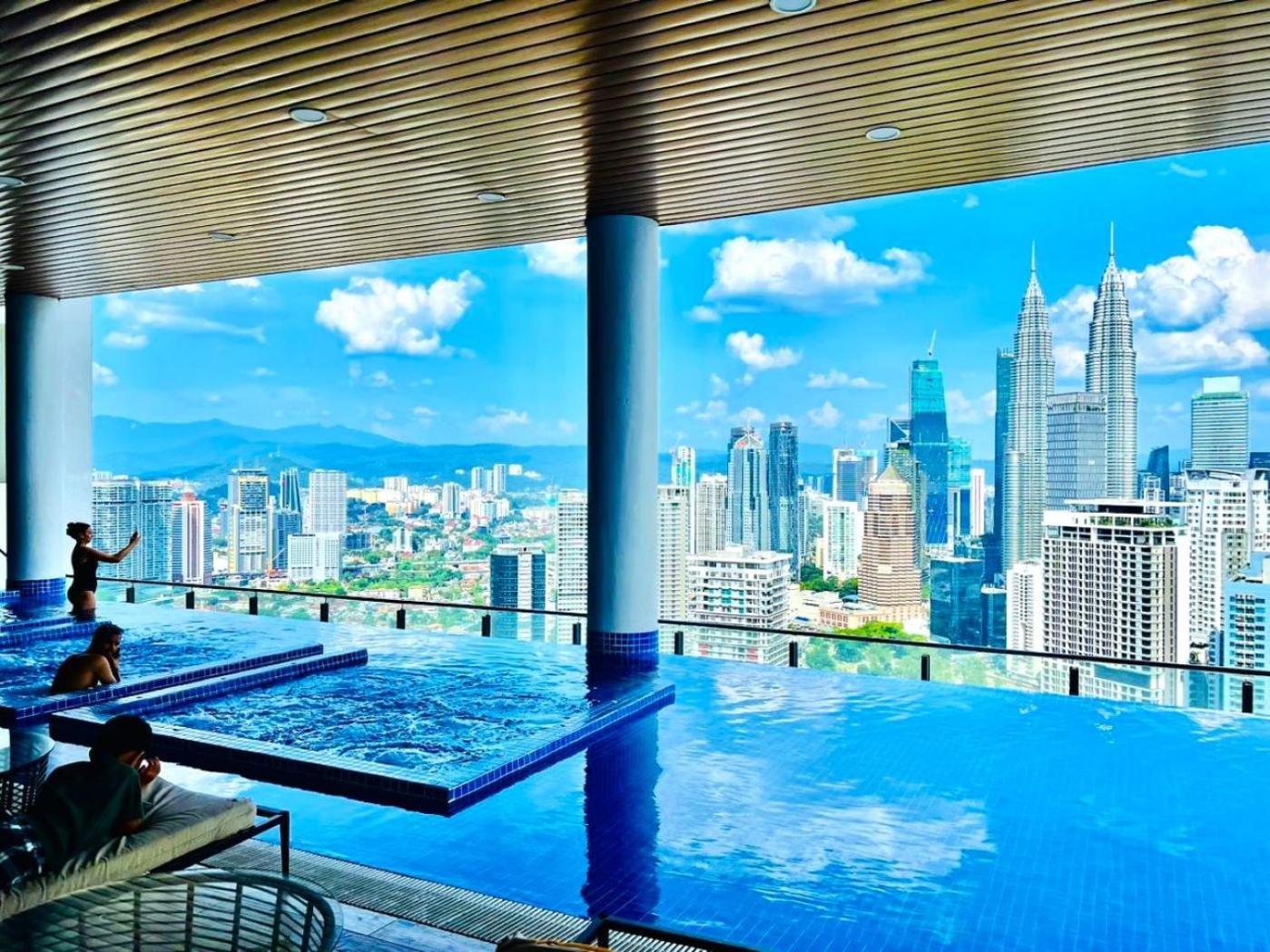 The Luxe Suites Infinitum Klcc Kuala Lumpur Exterior foto