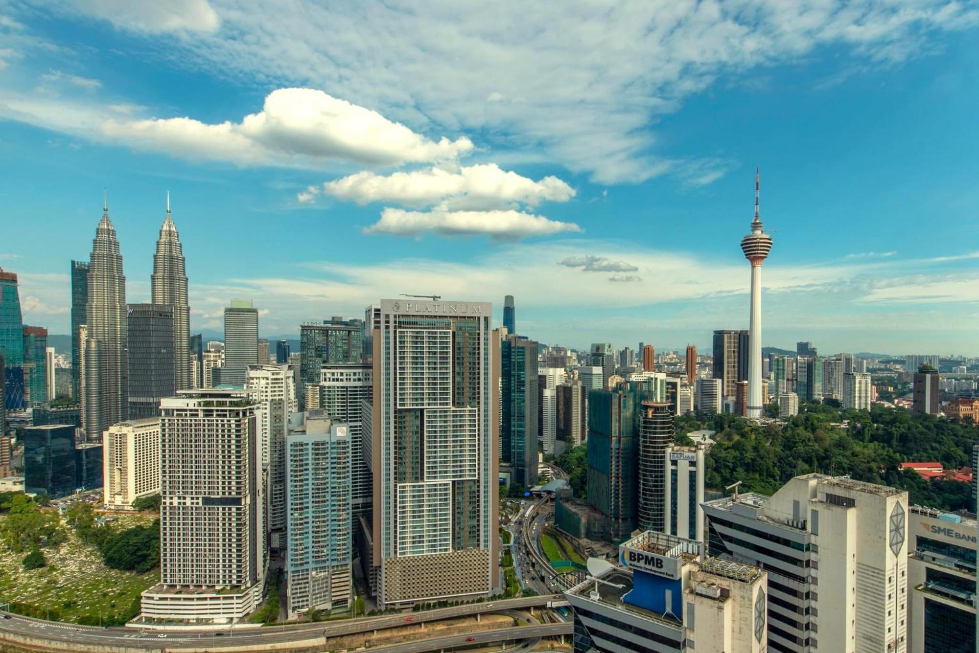 The Luxe Suites Infinitum Klcc Kuala Lumpur Exterior foto